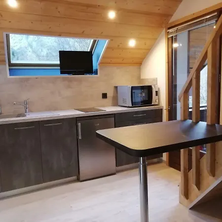 En Duplex Renové Apartmán Thônes